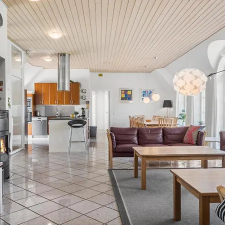 Stunning In With Sauna 펜션 Ulfborg